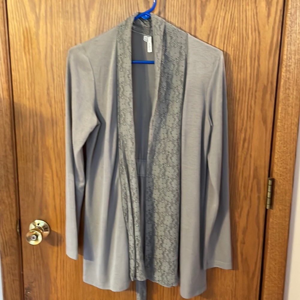 Studio Y cardigan